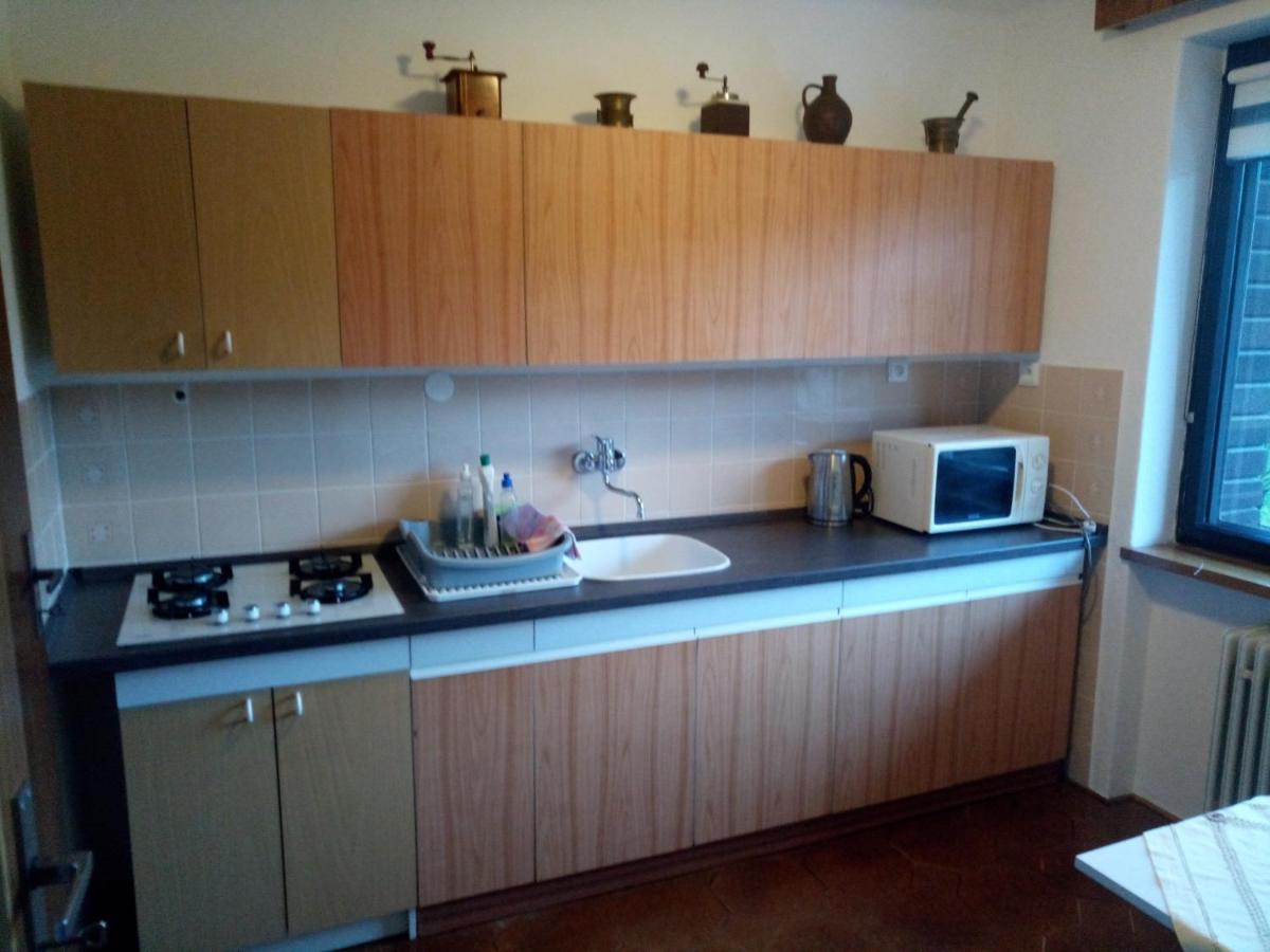 반스카비스트리카 Apartman 6 Km Od Centra Banskej Bystrice 빌라 외부 사진