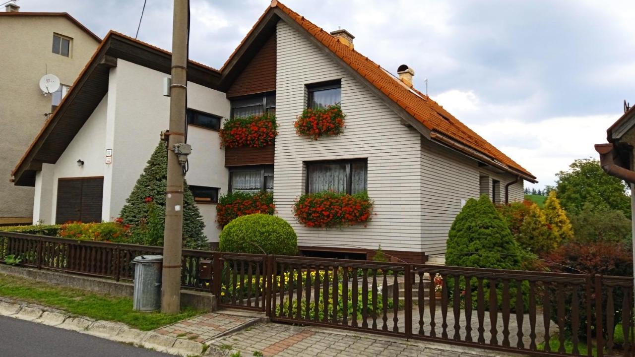 Apartman 6 Km Od Centra Banskej Bystrice 반스카비스트리카 외부 사진