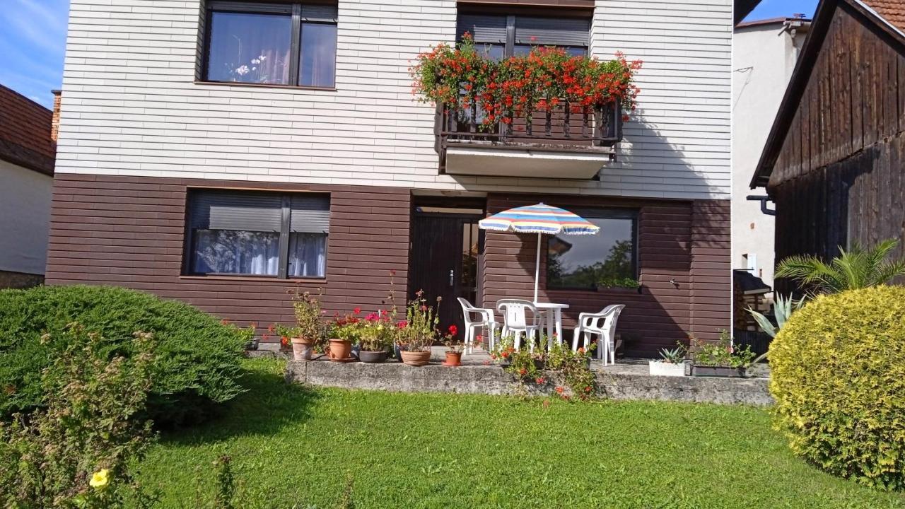 반스카비스트리카 Apartman 6 Km Od Centra Banskej Bystrice 빌라 외부 사진